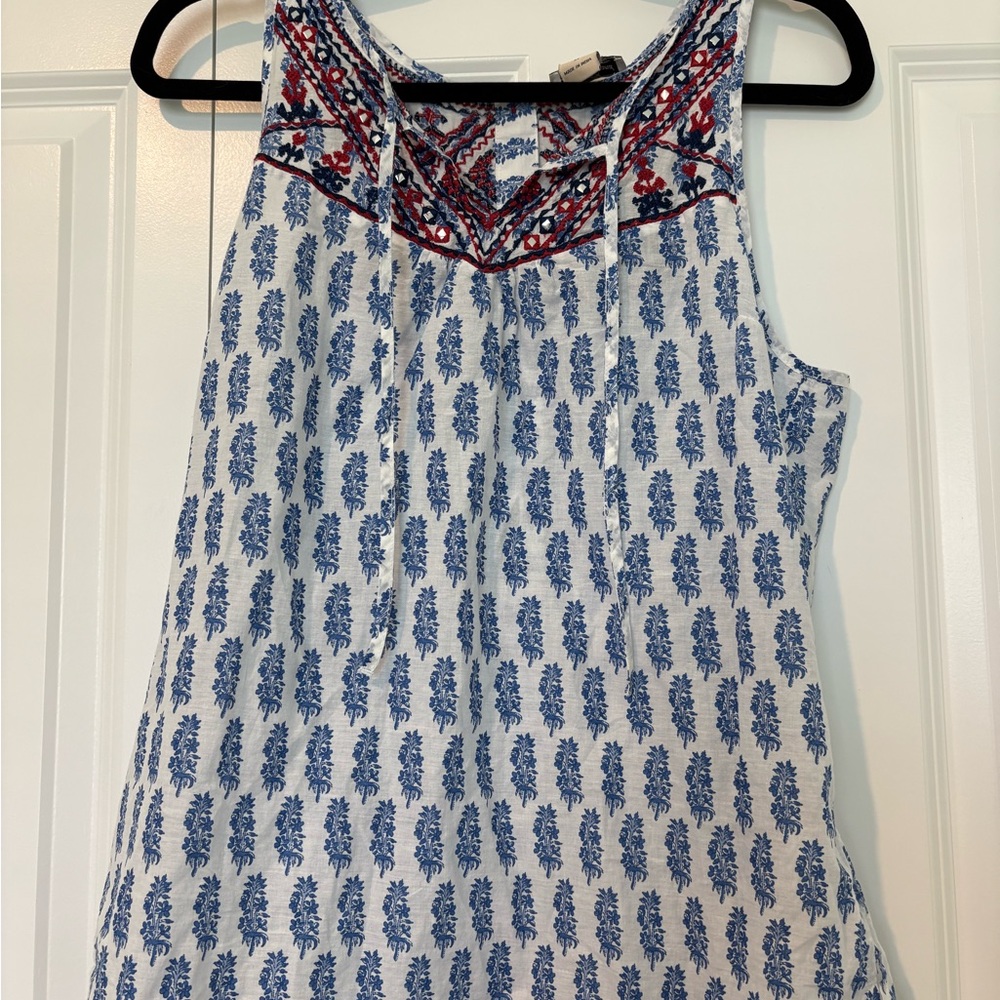 Lucky Brand Blue and Red Printed Sleeveless Tank with Embroidered Yoke